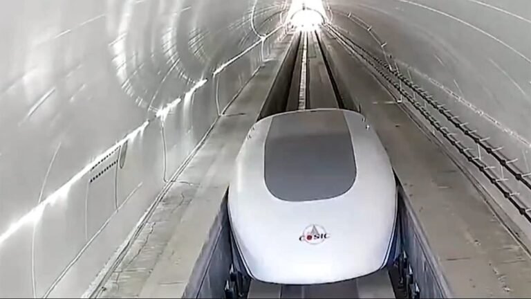 China बना रहा ऐसी ट्रेन की दुनिया हैरान, बुलेट ट्रेन से तीन गुना ज्यादा स्पीड 1 घंटे में 1000 km… चलने वाला ट्रेन!