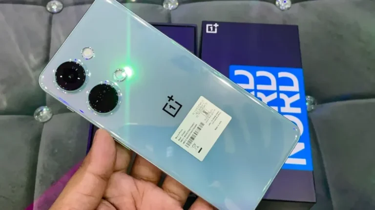 खुशखबरी! गणतंत्र दिवस के अवसर पर खरीदें, सिर्फ़ ₹12,999 रु में OnePlus लाया 108MP कैमरा और 8000mAh बैटरी वाला 5G फ़ोन!